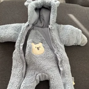 Mottagen Baby Hooded Romper förtjockad jumpsuit från kund A****n.