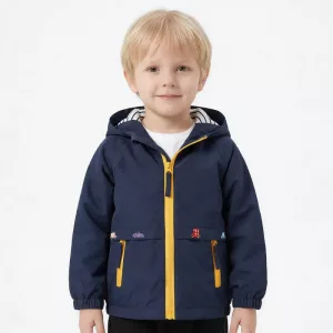 Vindjacka i bomull med huva – stilren och lätt